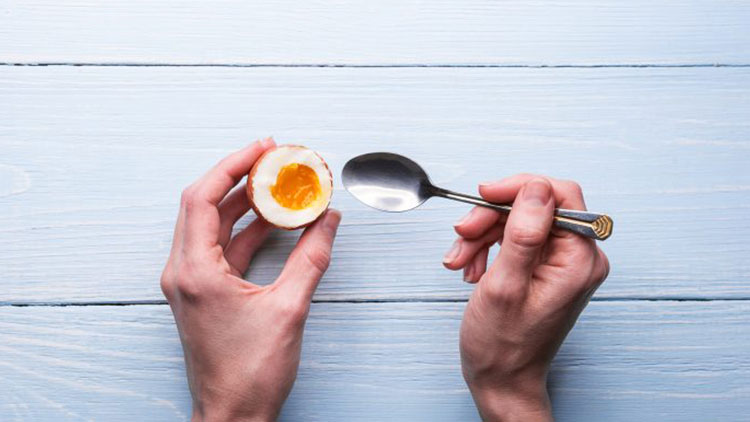 آیا می‌دانستید کلسترول موجود در رژیم غذایی یا مصرف تخم‌مرغ خطر سکته را افزایش نمی‌دهد؟