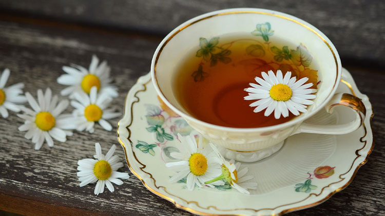 آیا چای داغ باعث سرطان مری می‌شود؟