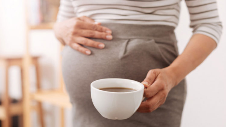 مادران باردار قهوه ننوشند
