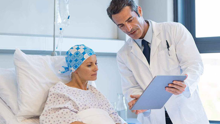 چرا غیرسیگاری‌ها سرطان ریه می‌گیرند؟