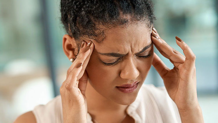 زنان بیشتر از سردرد خوشه‌‌ای مزمن رنج می‌برند