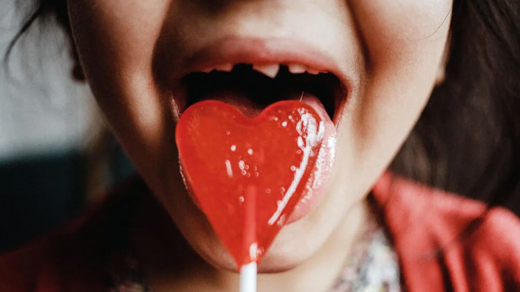 IBD: غذاهای متداول با رنگ قرمز ممکن است باعث التهاب روده یا کولیت شود